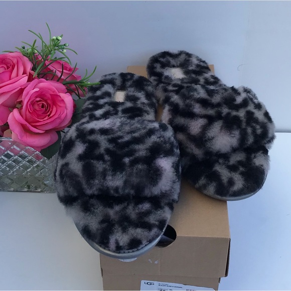 UGG Fluff Slide II Leopard - Picture 2 of 7